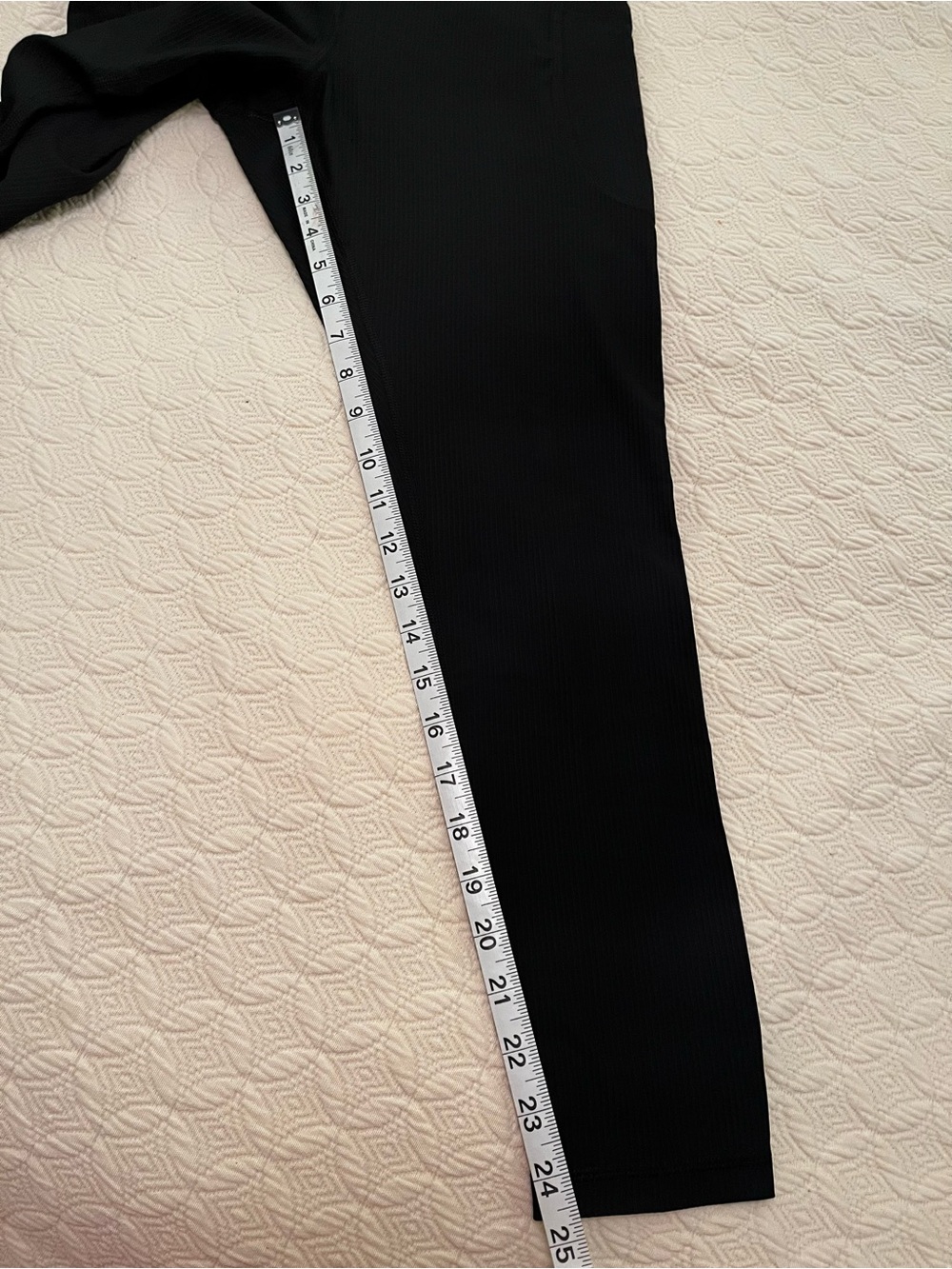 NWT Old Navy Black PowerSoft High-Rise 7/8 Ribbed Athletic Leggings (size Large) - Picture 10 of 10